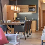 Gletscherblick- Serviced Aparthotel 4*