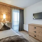 Aparthotel Gletscherblick- Serviced 4*