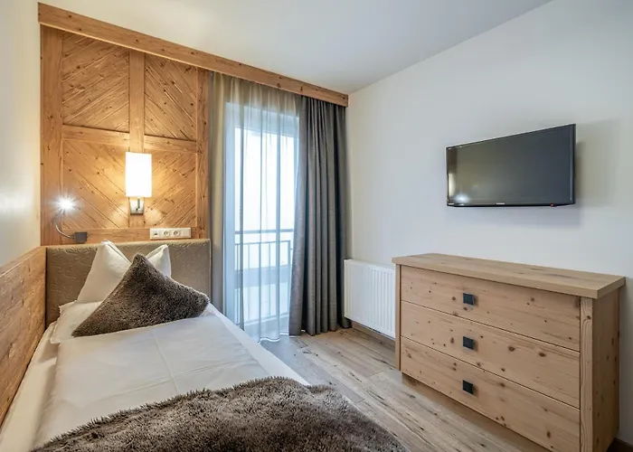 Apart Otel Gletscherblick- Serviced 4*