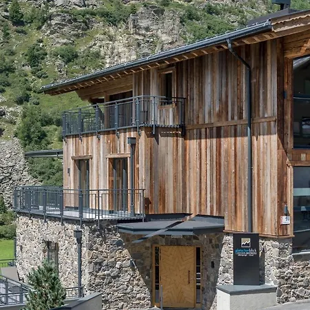 Aparthotel Gletscherblick- Serviced Obergurgl