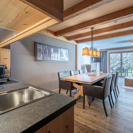 Gletscherblick- Serviced Aparthotel Obergurgl